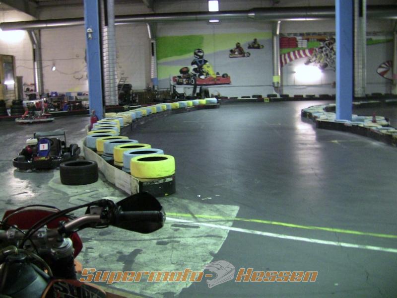 Indoor-Kartbahn in Hungen